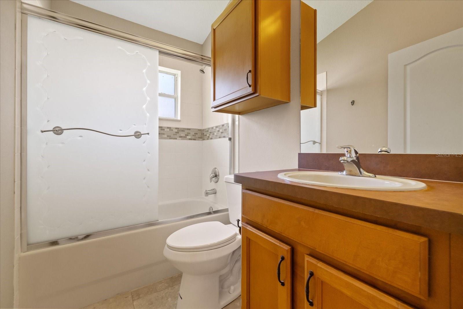 1833 MIRA LAGO CIR — photo 29