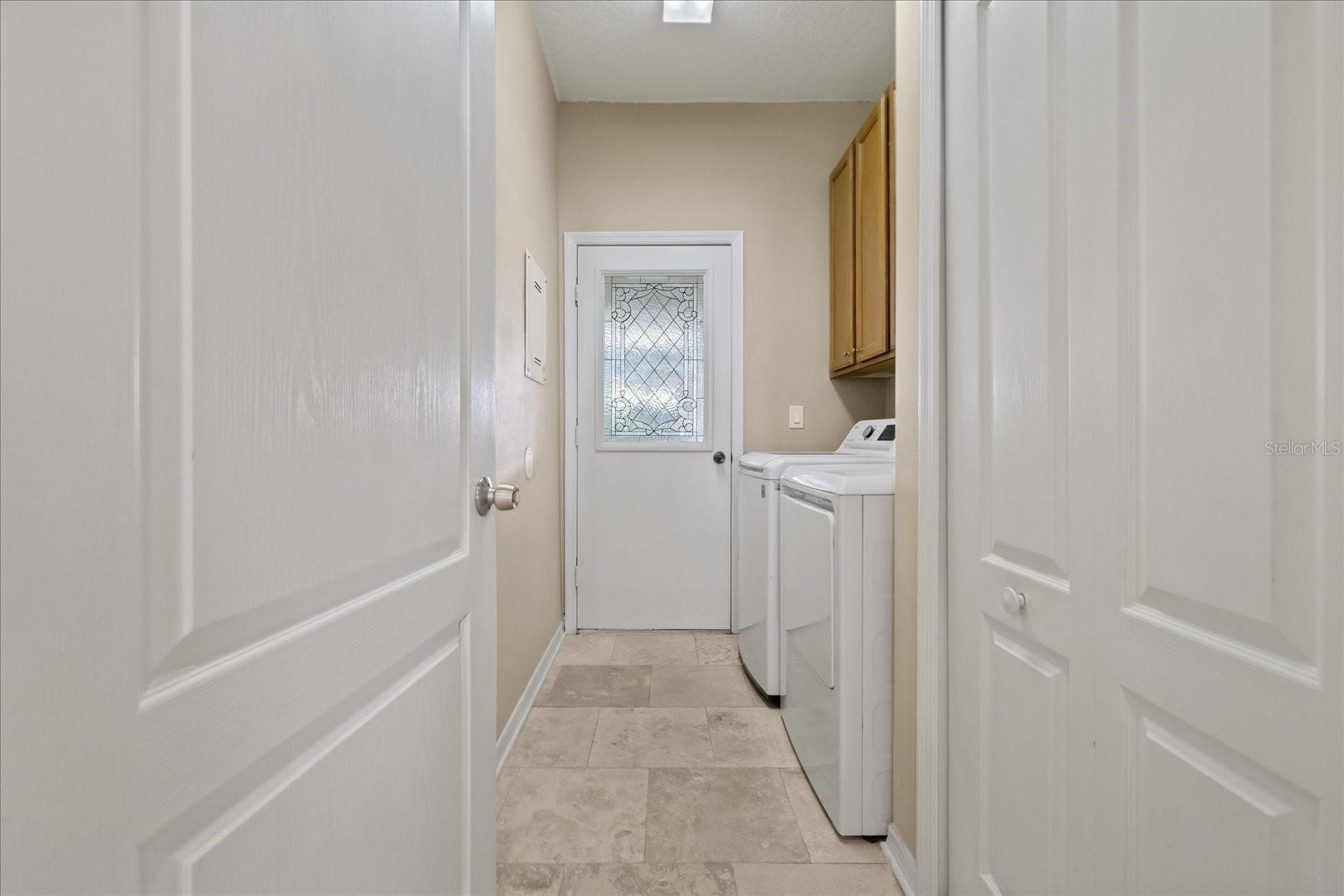 1833 MIRA LAGO CIR — photo 26