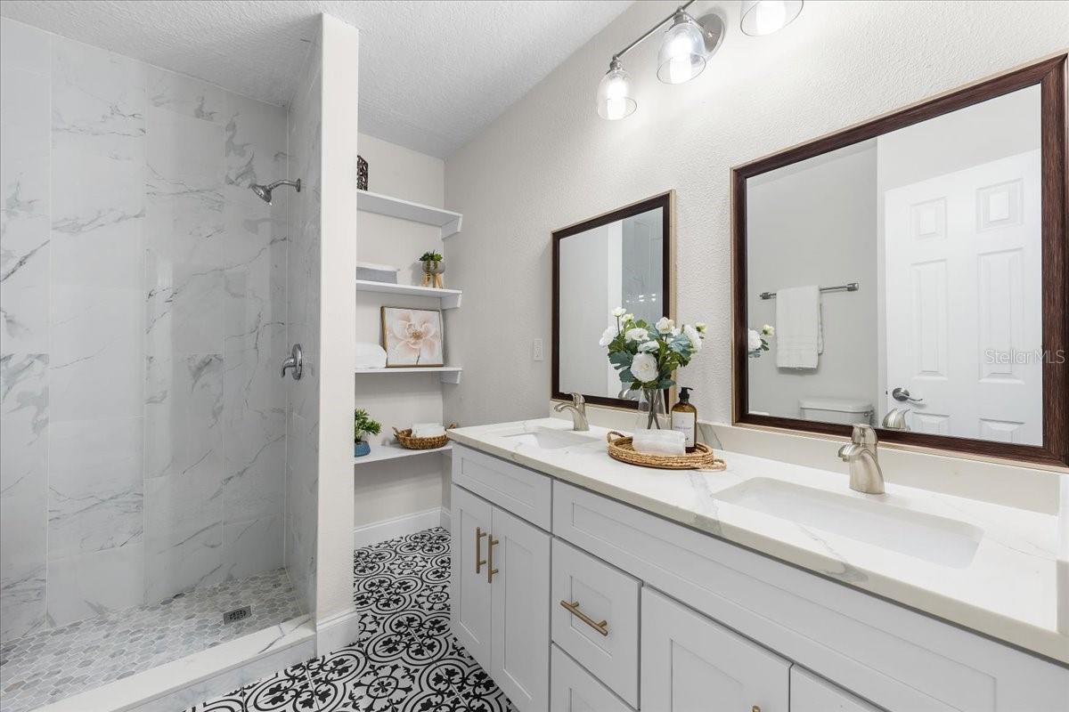 820 W WOODLAWN AVE — photo 22