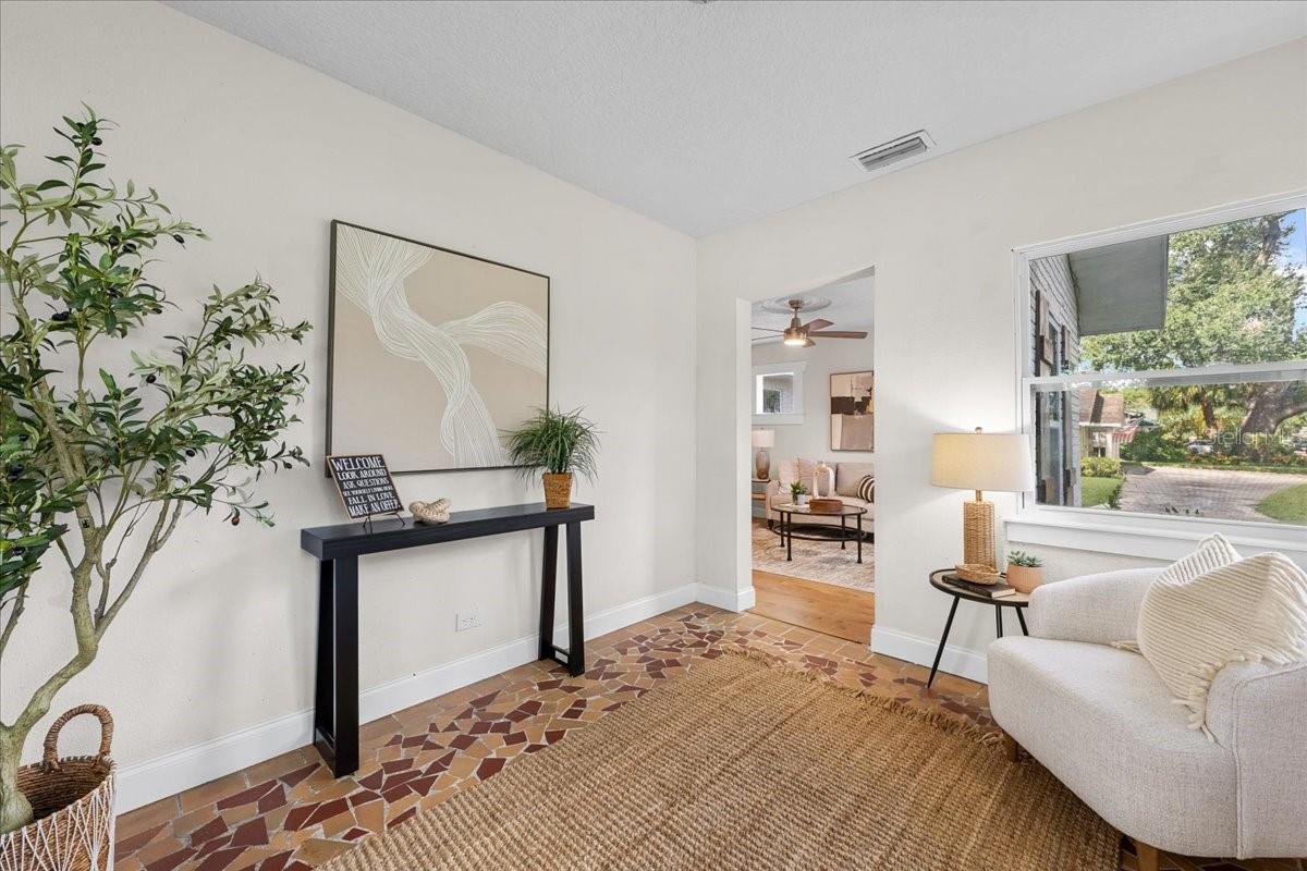 820 W WOODLAWN AVE — photo 14