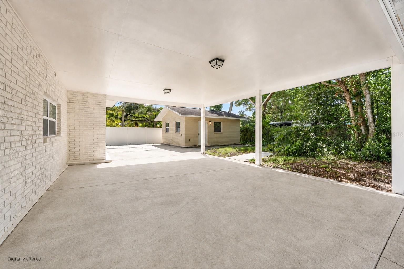 820 W WOODLAWN AVE — photo 51
