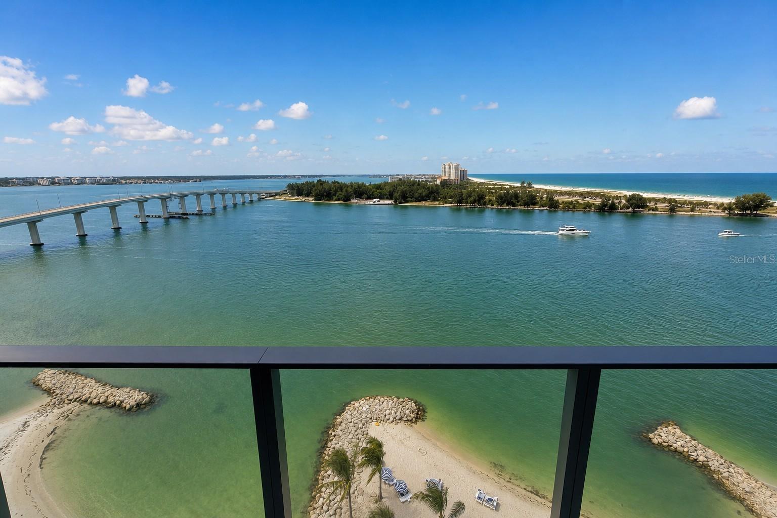 691 S GULFVIEW BLVD #711 — photo 43