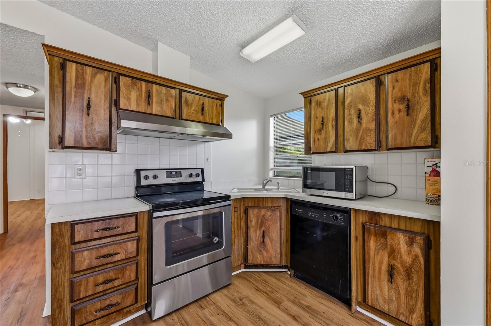 3649 ALICE DR — photo 27