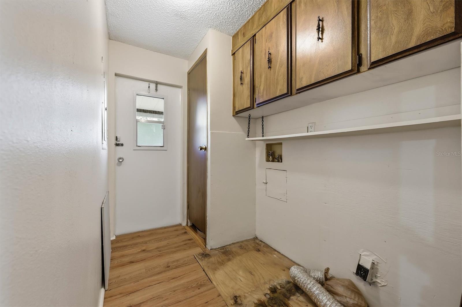 3649 ALICE DR — photo 33