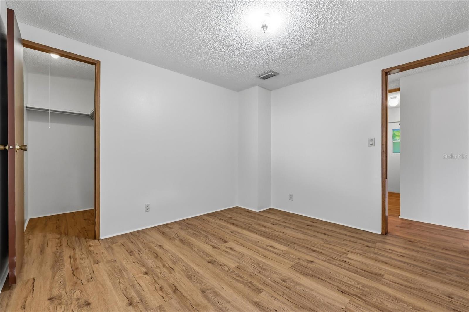 3649 ALICE DR — photo 22