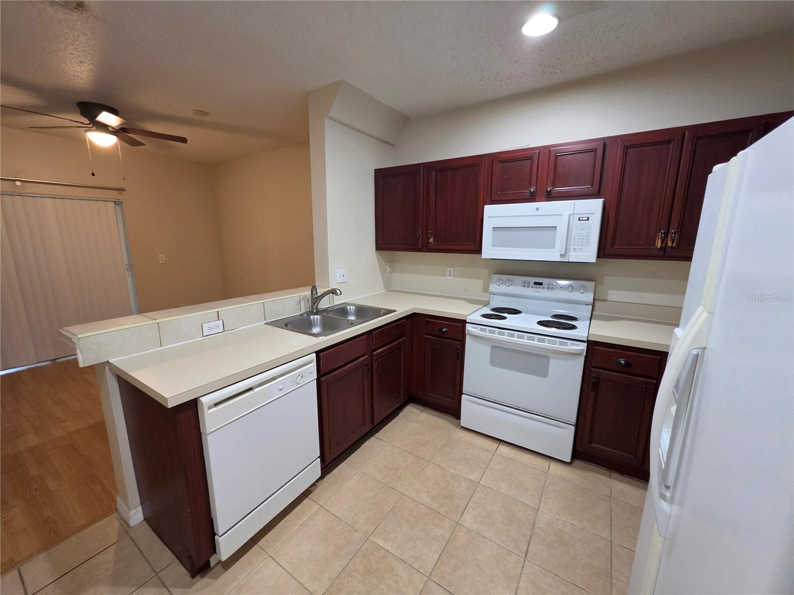 6241 OSPREY LAKE CIR — photo 11