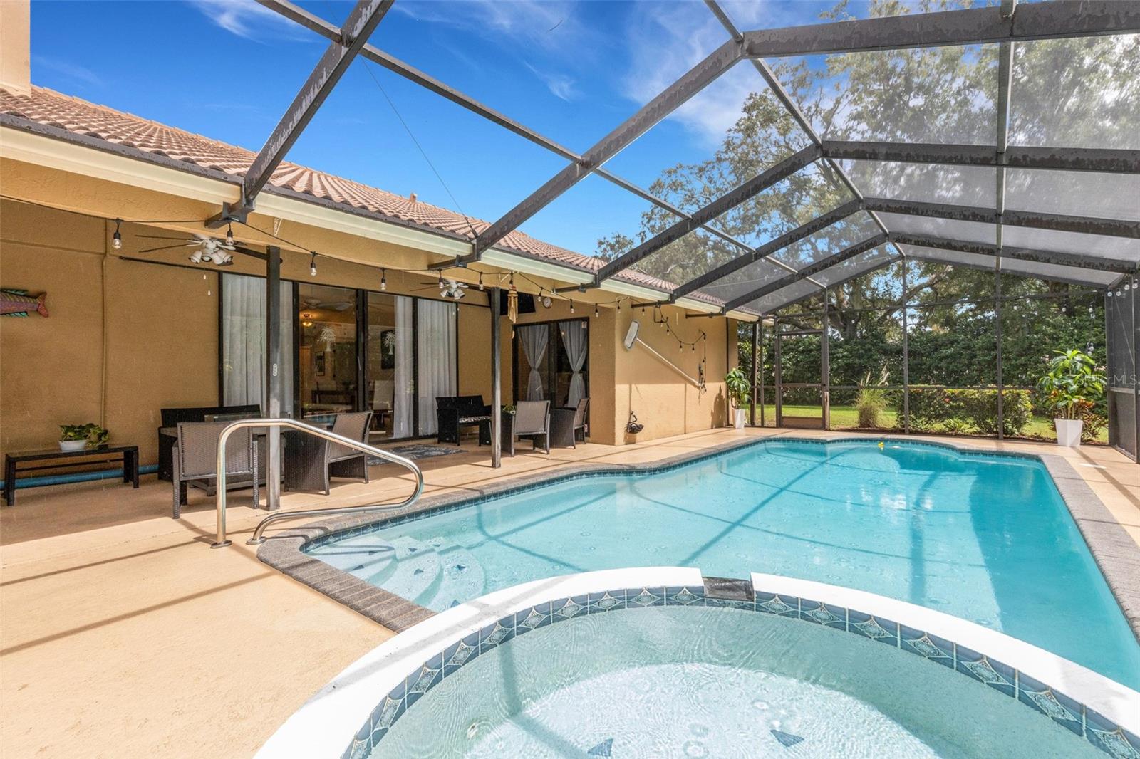 6104 NICOLE DR — photo 44