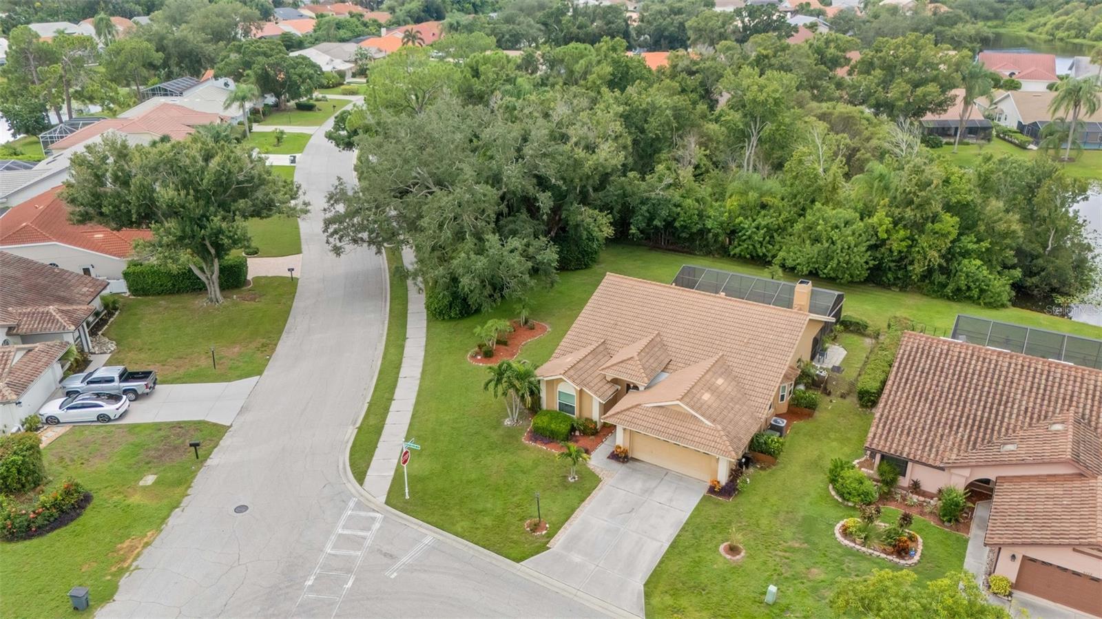 6104 NICOLE DR — photo 65