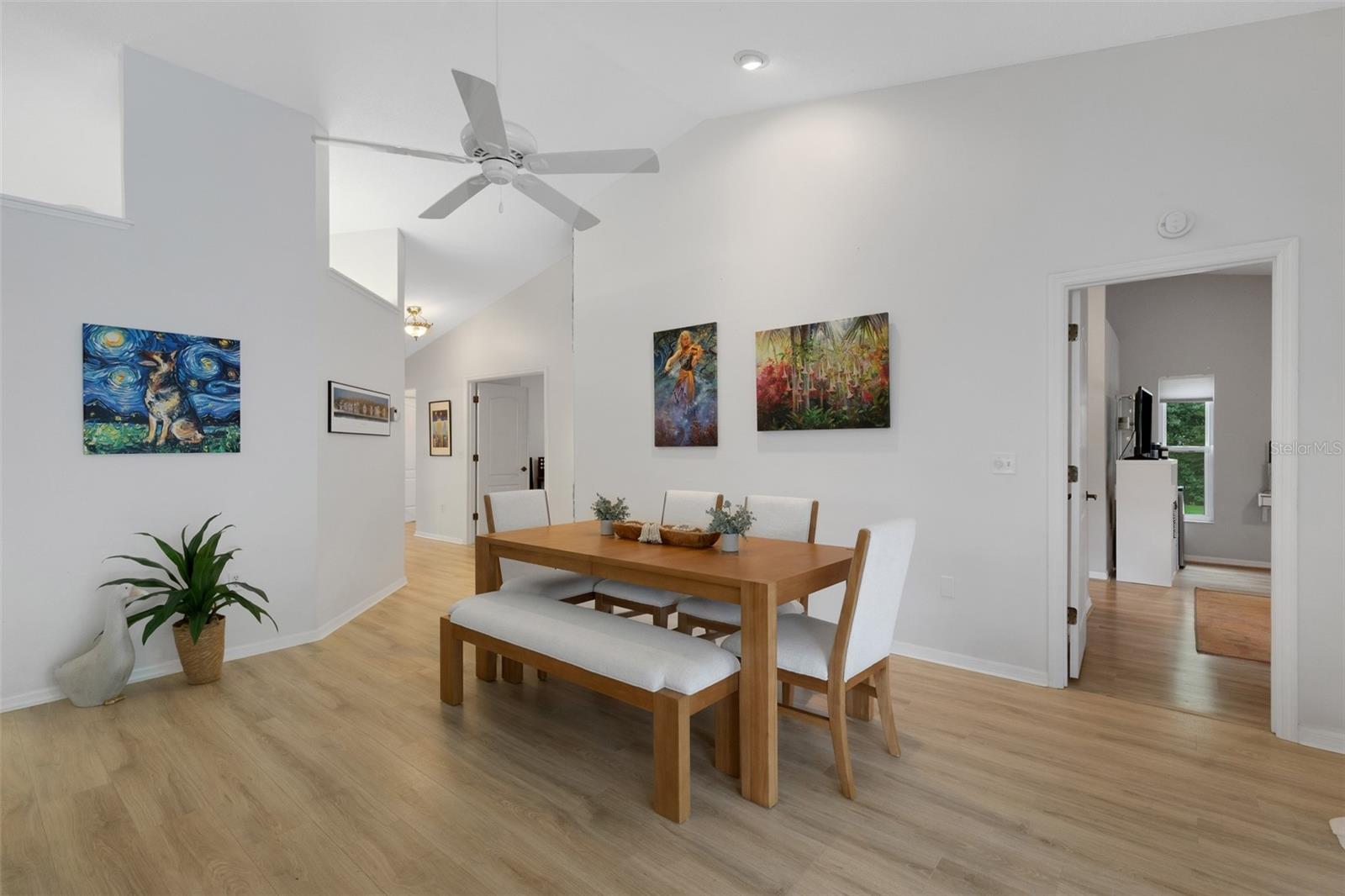 6104 NICOLE DR — photo 7