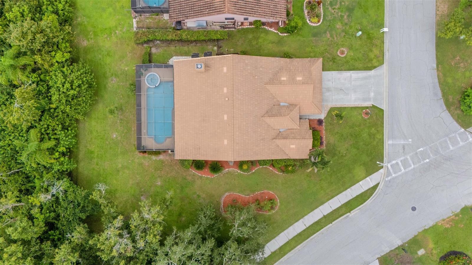 6104 NICOLE DR — photo 67