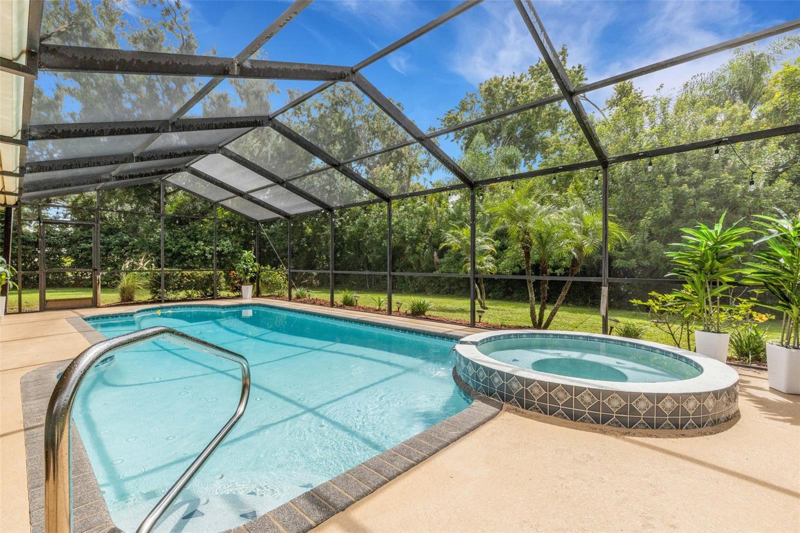 6104 NICOLE DR — photo 45