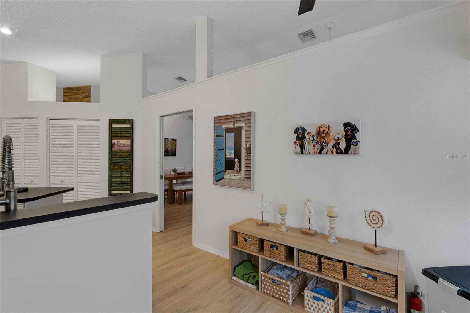 6104 NICOLE DR — photo 20