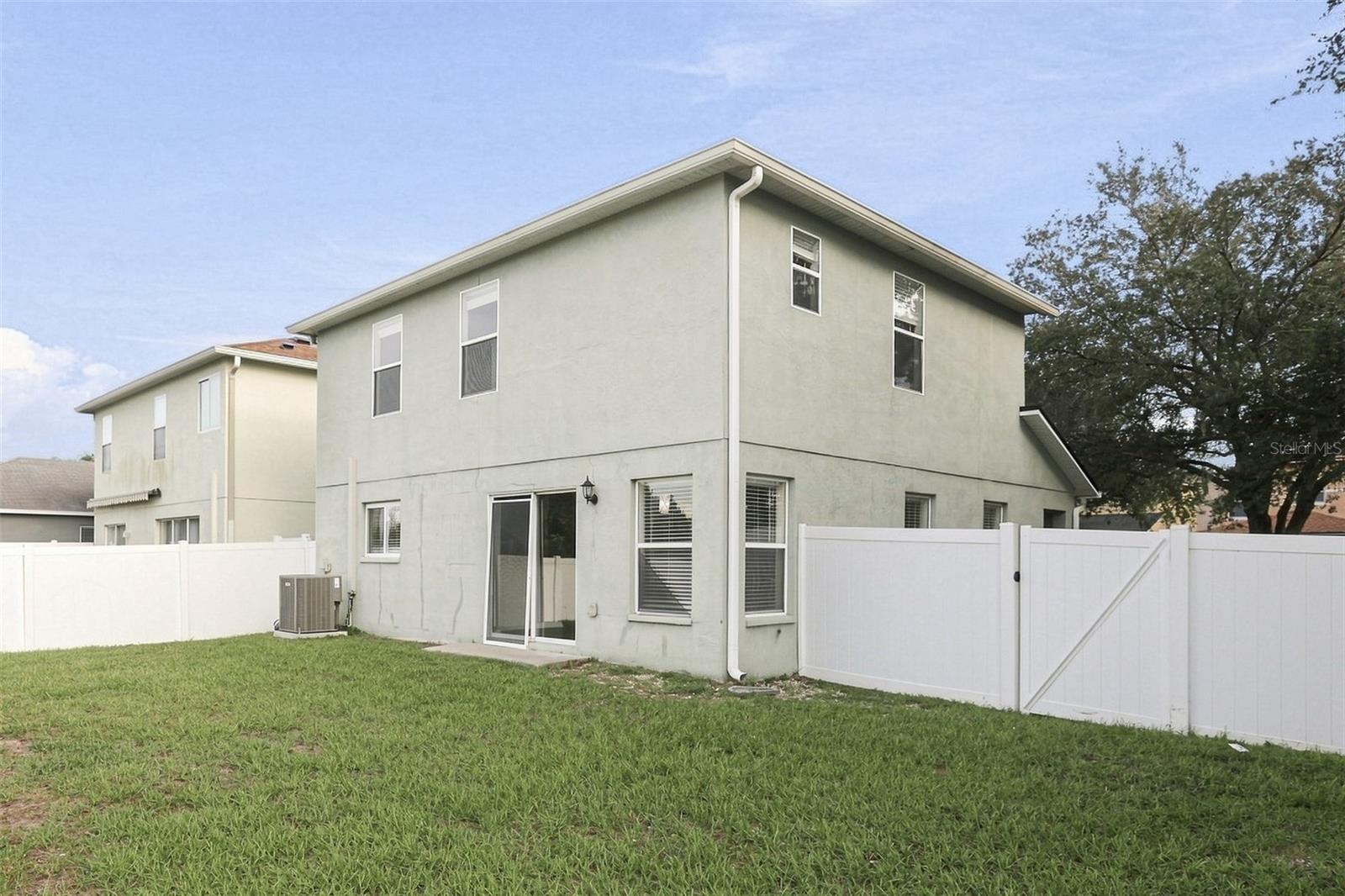 Home in SEFFNER — photo 18