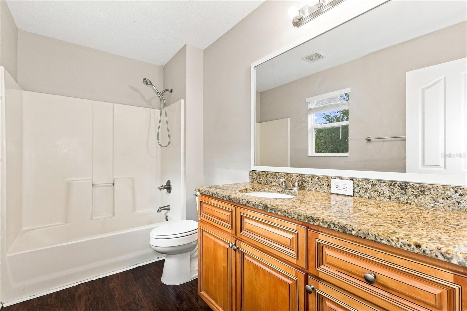 Home in SEFFNER — photo 12
