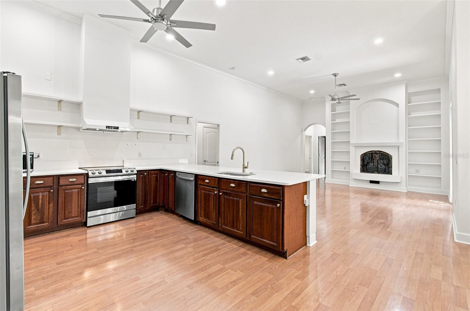 7650 PARTRIDGE STREET CIR — photo 5