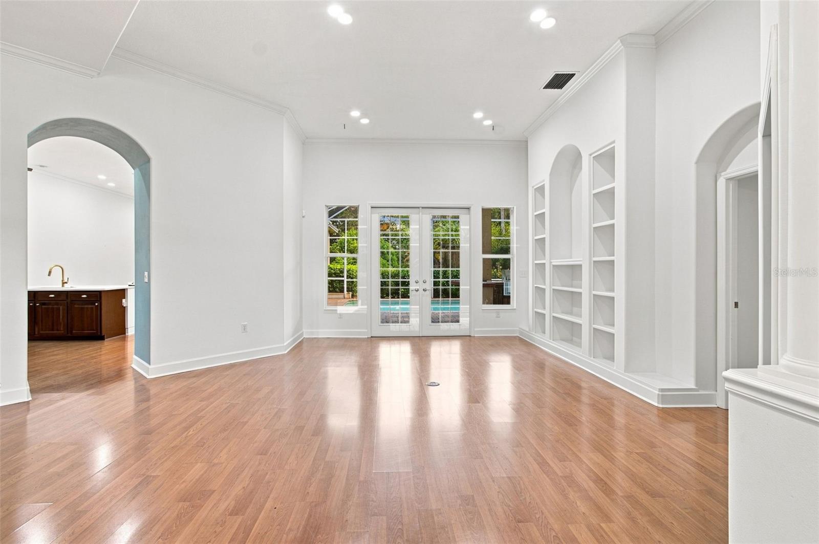 7650 PARTRIDGE STREET CIR — photo 4