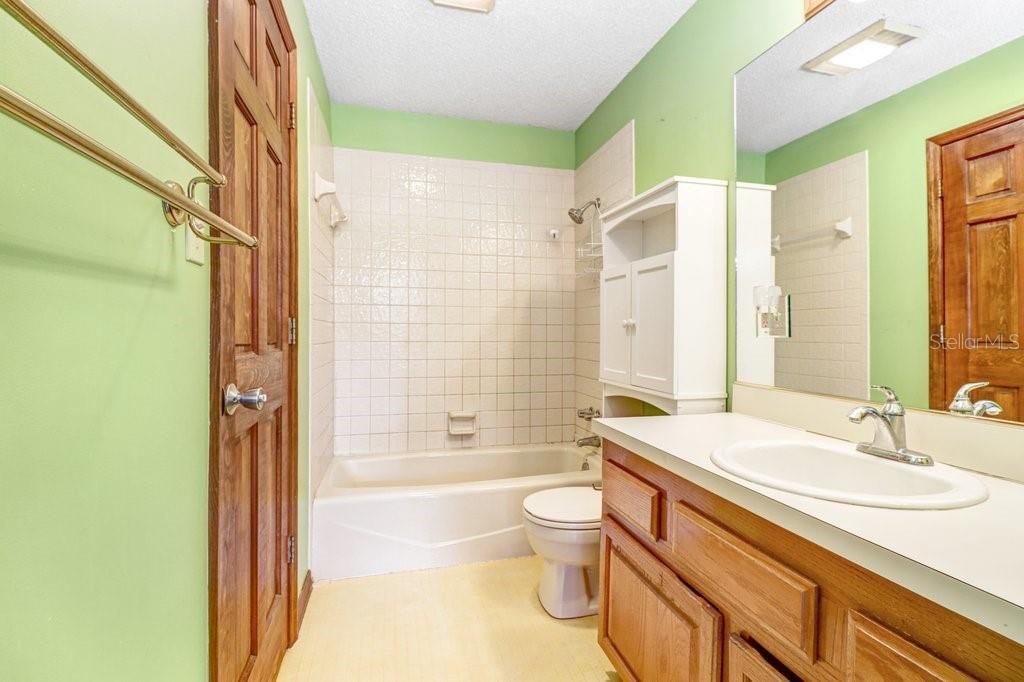13108 LILITA AVE — photo 33