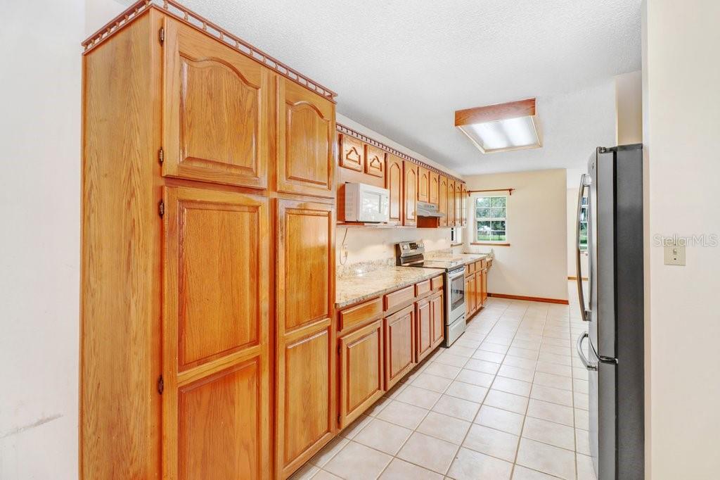 13108 LILITA AVE — photo 23