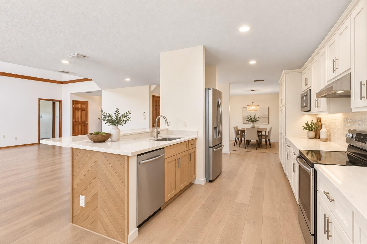 13108 LILITA AVE — photo 8