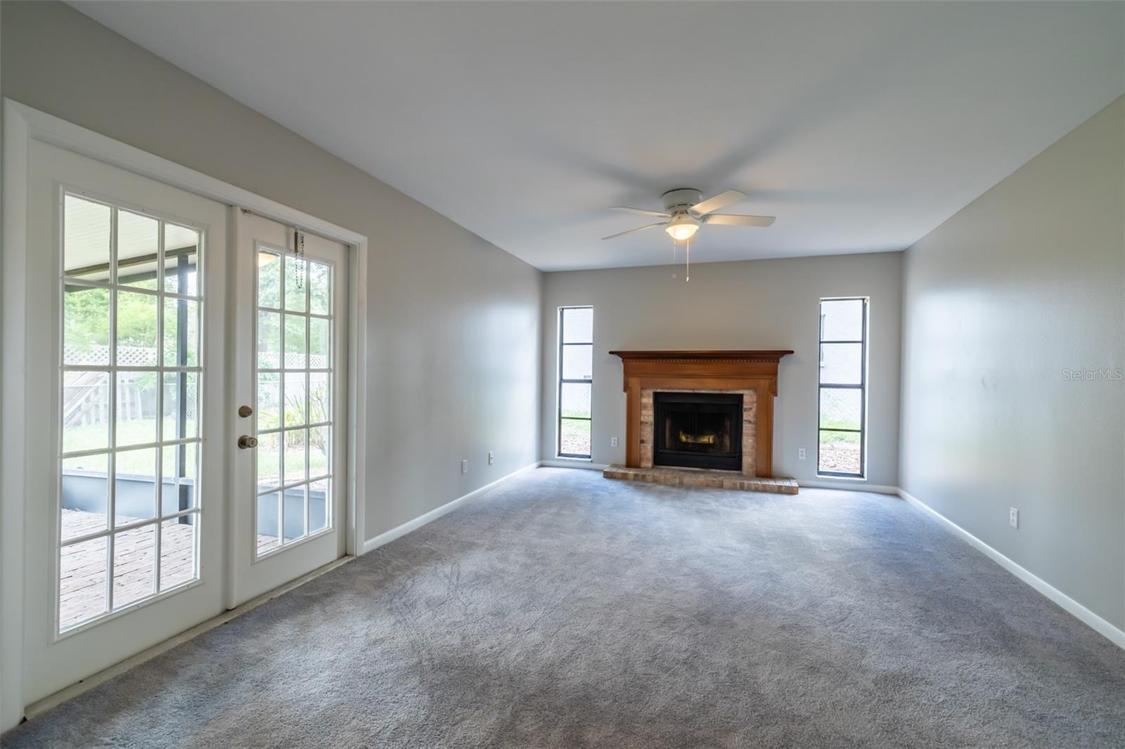 918 BENNINGER DR — photo 9