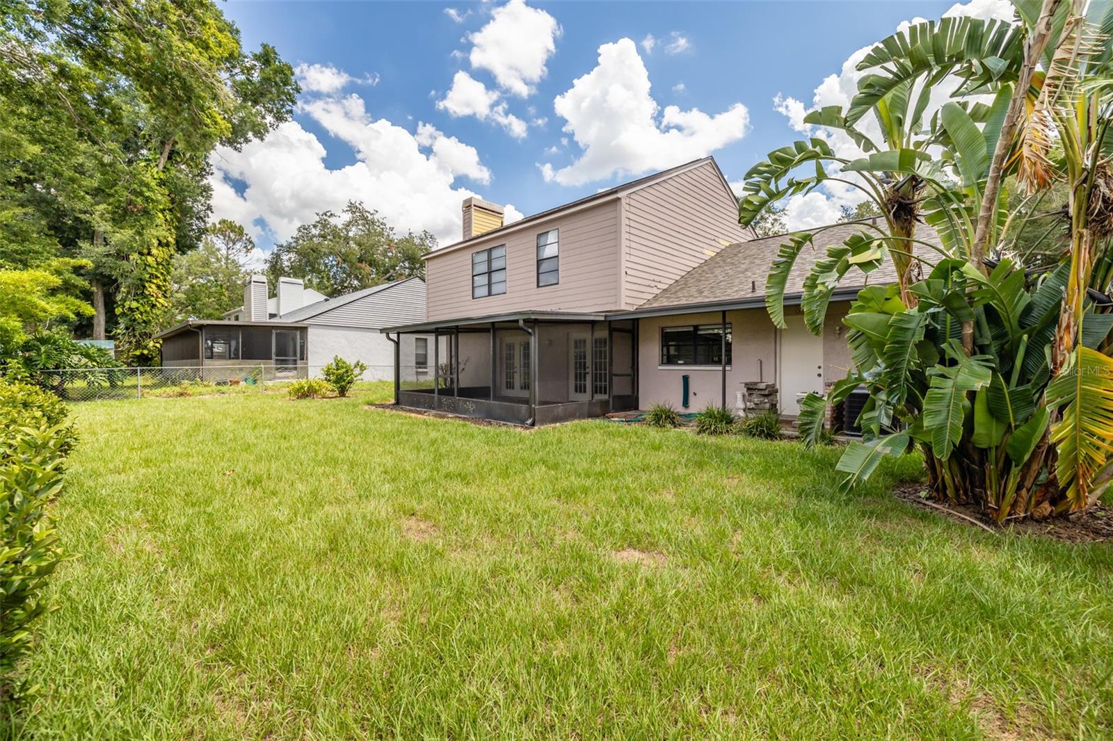 918 BENNINGER DR — photo 20