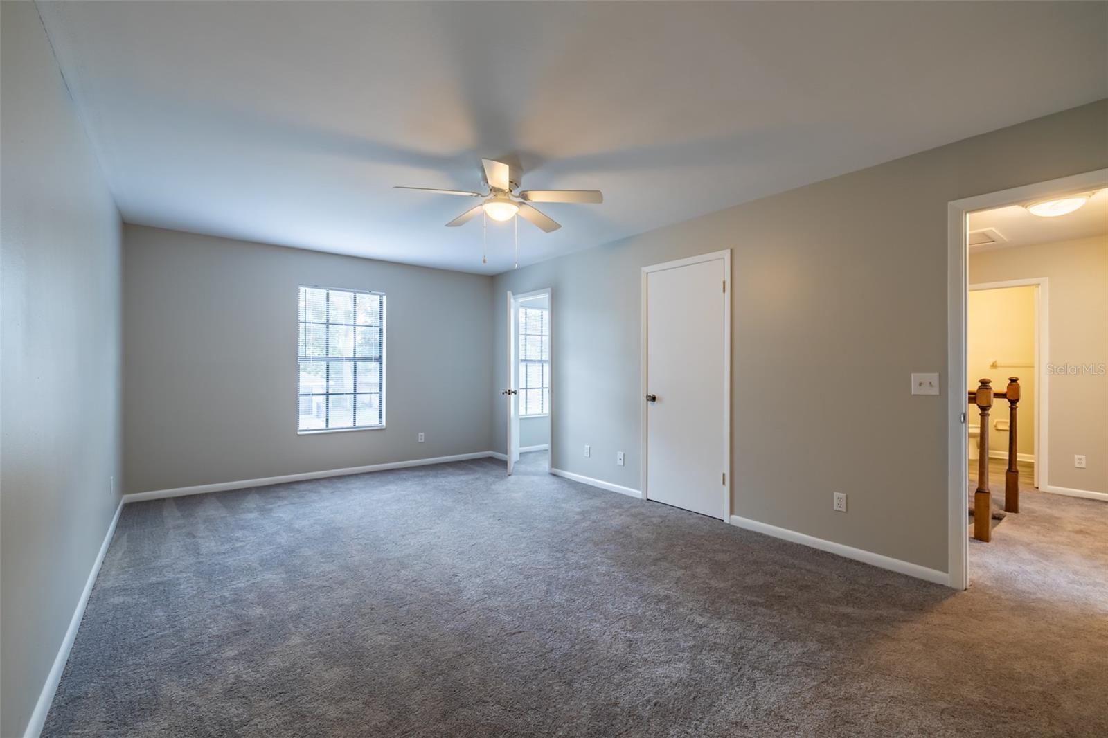 918 BENNINGER DR — photo 13