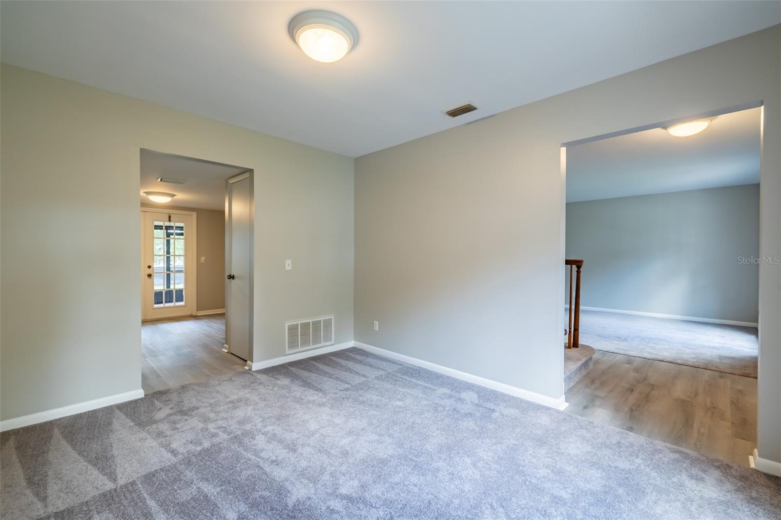 918 BENNINGER DR — photo 12
