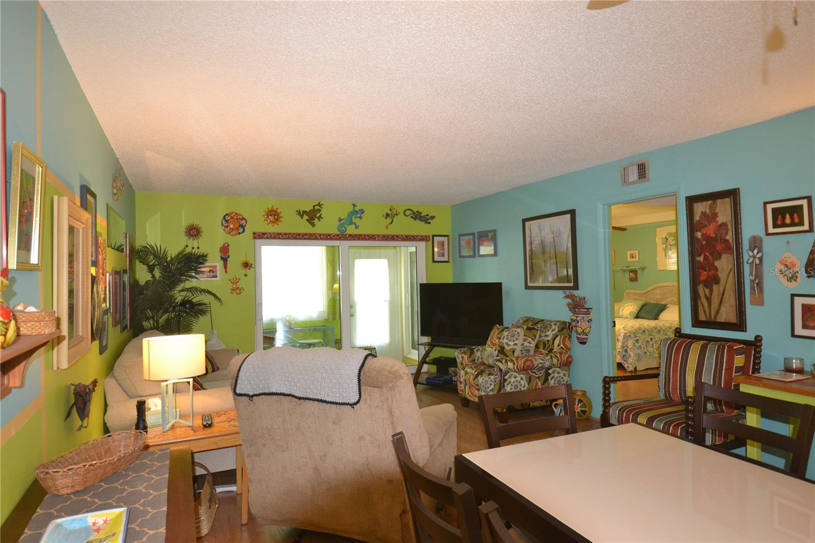 126 CARYL WAY — photo 24