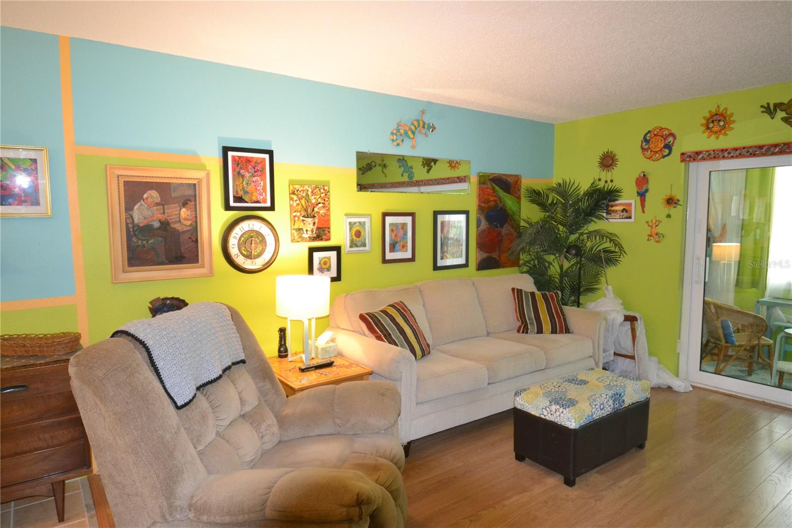 126 CARYL WAY — photo 29