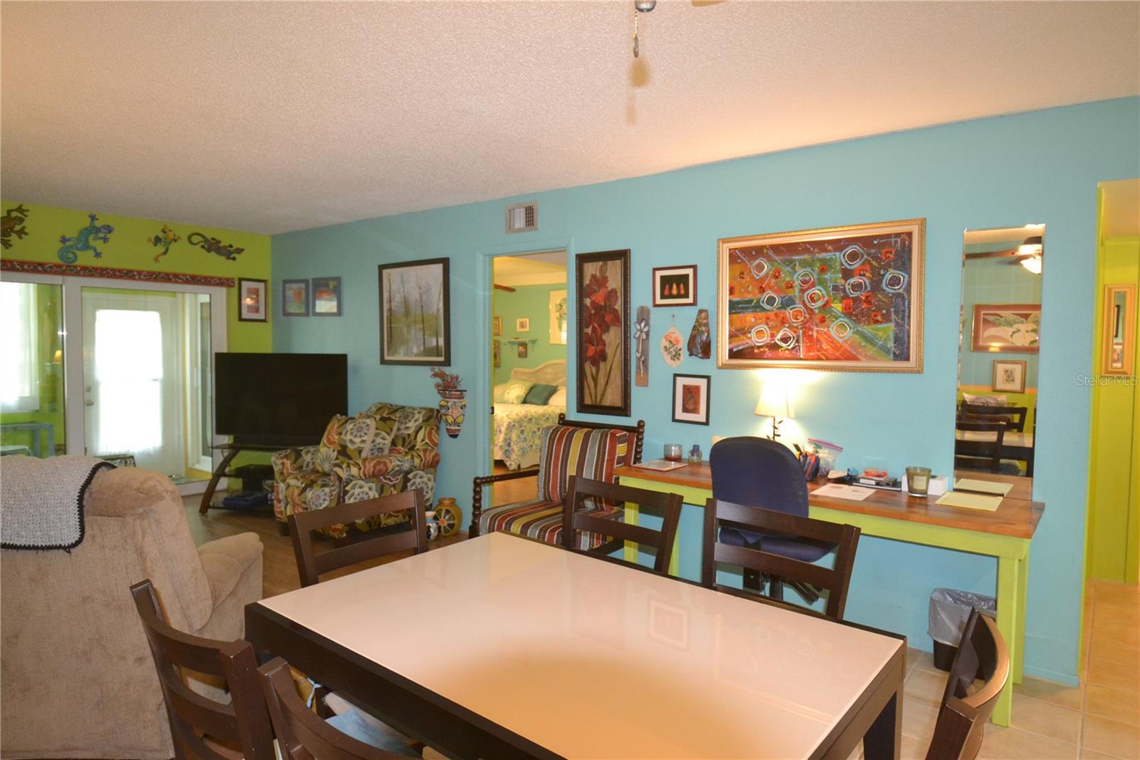 126 CARYL WAY — photo 25