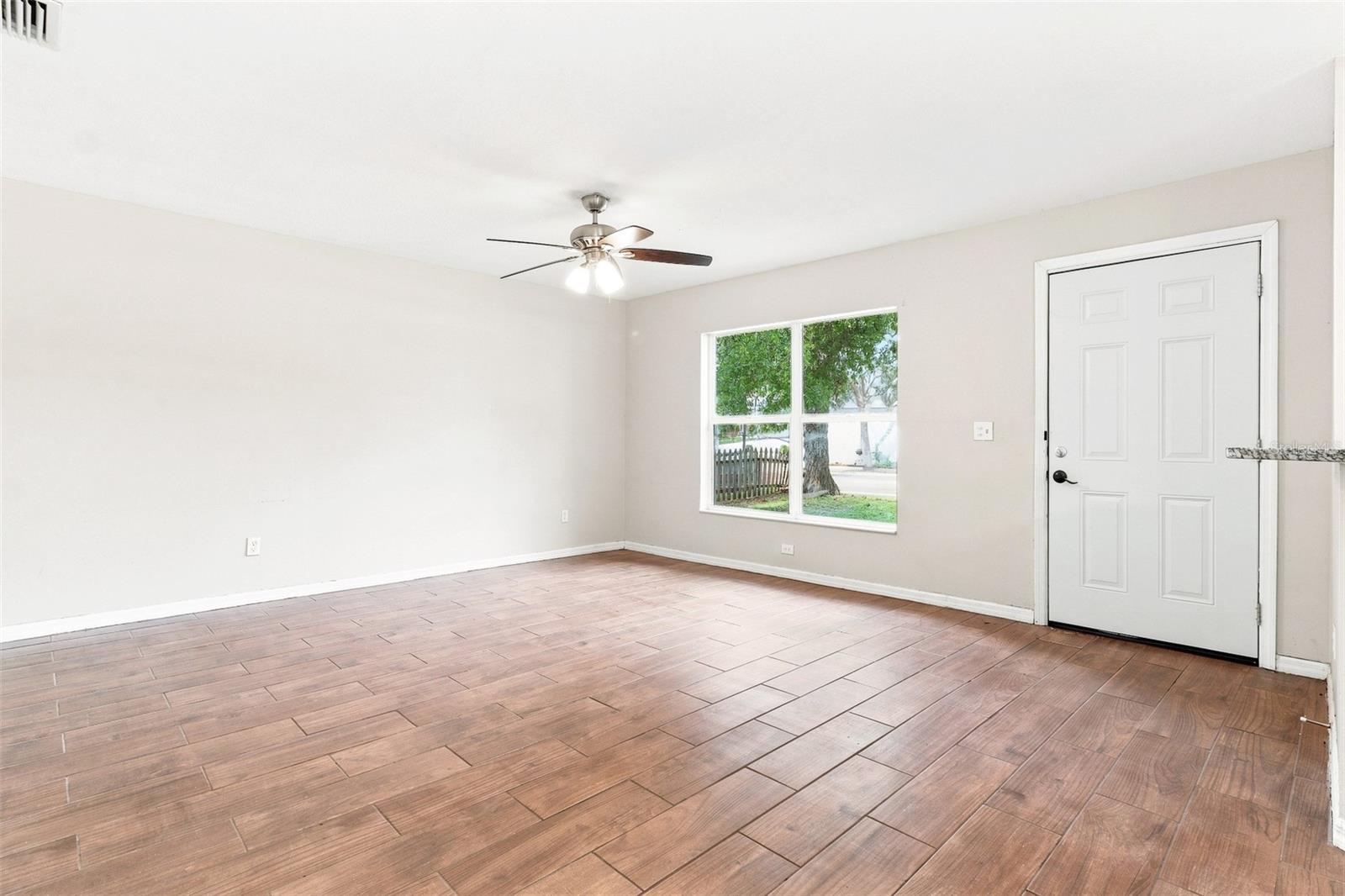 2324 OAKDALE ST S — photo 20