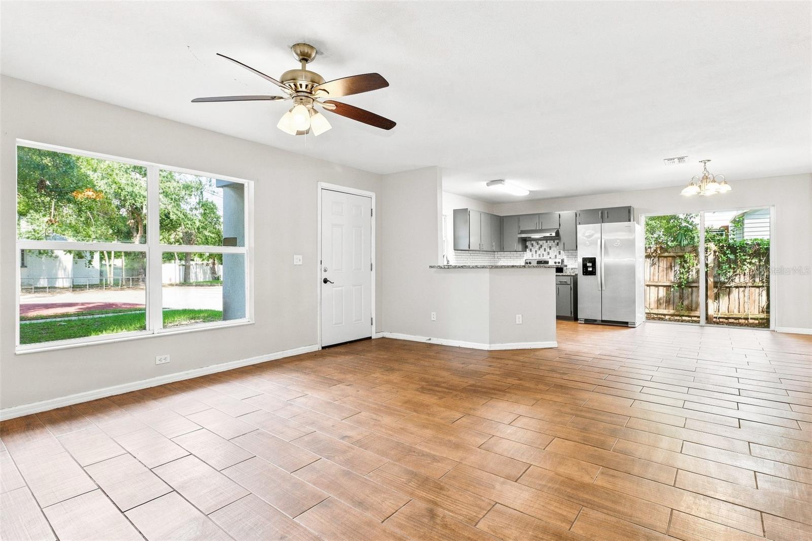 2324 OAKDALE ST S — photo 5