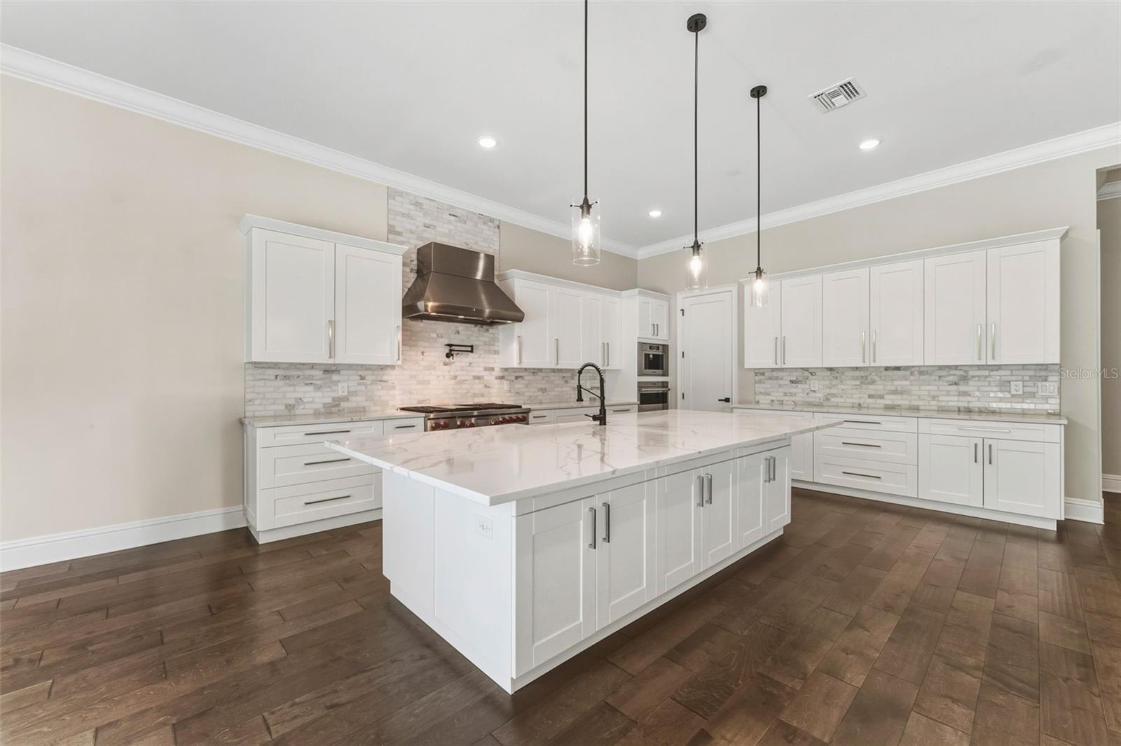 481 W DAVIS BLVD — photo 9