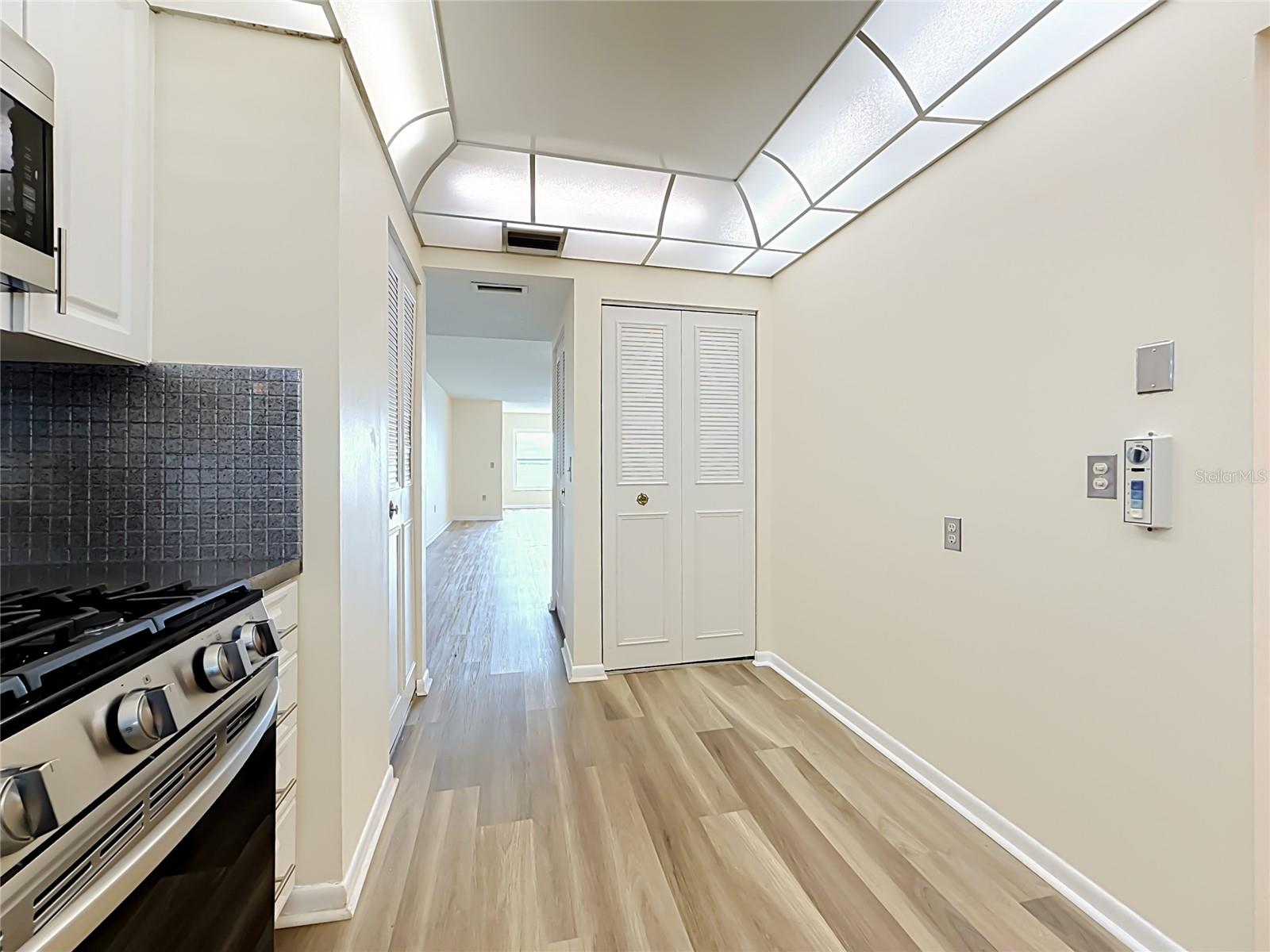 6020 SHORE BLVD S #211 — photo 21