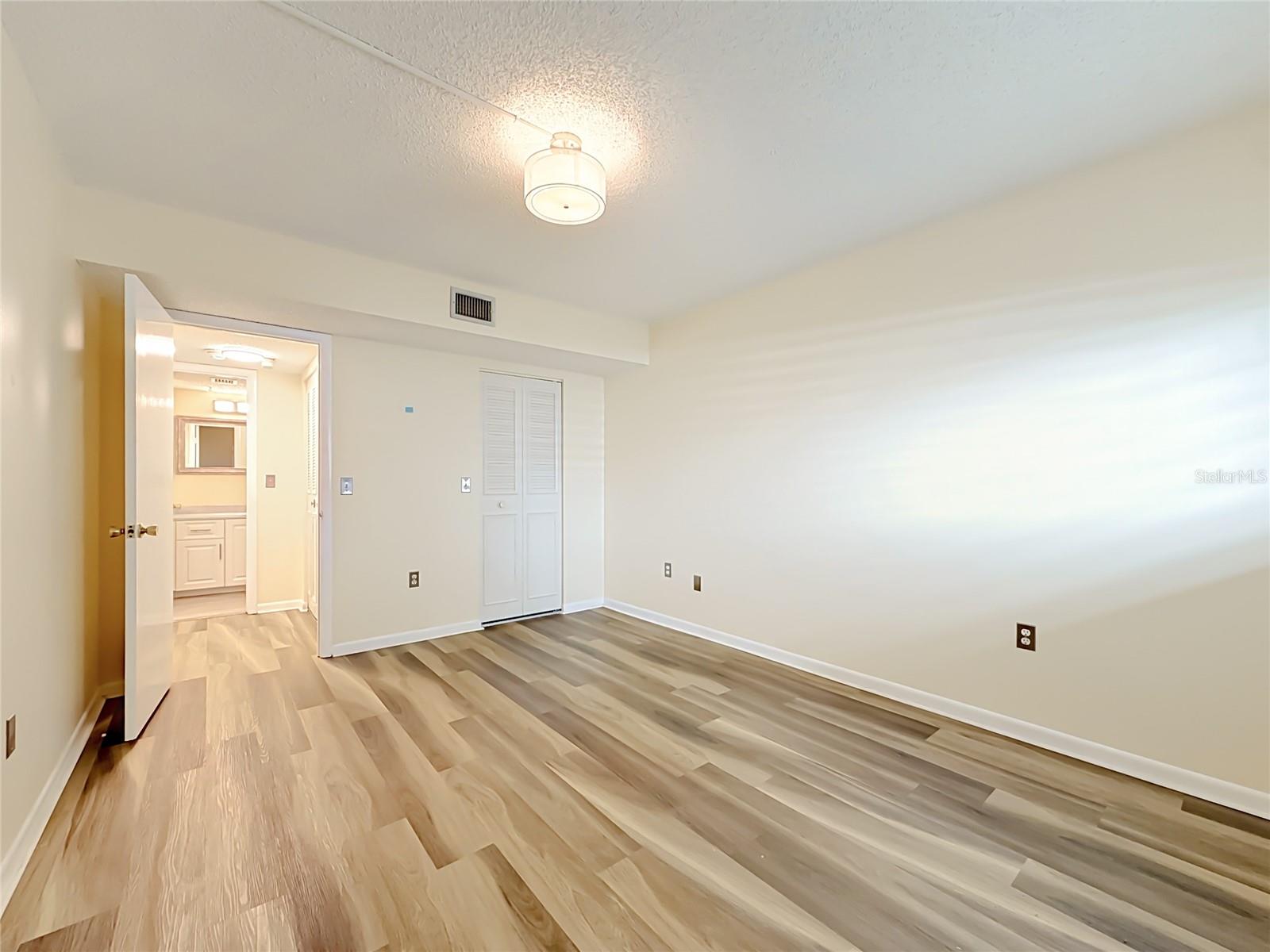 6020 SHORE BLVD S #211 — photo 23