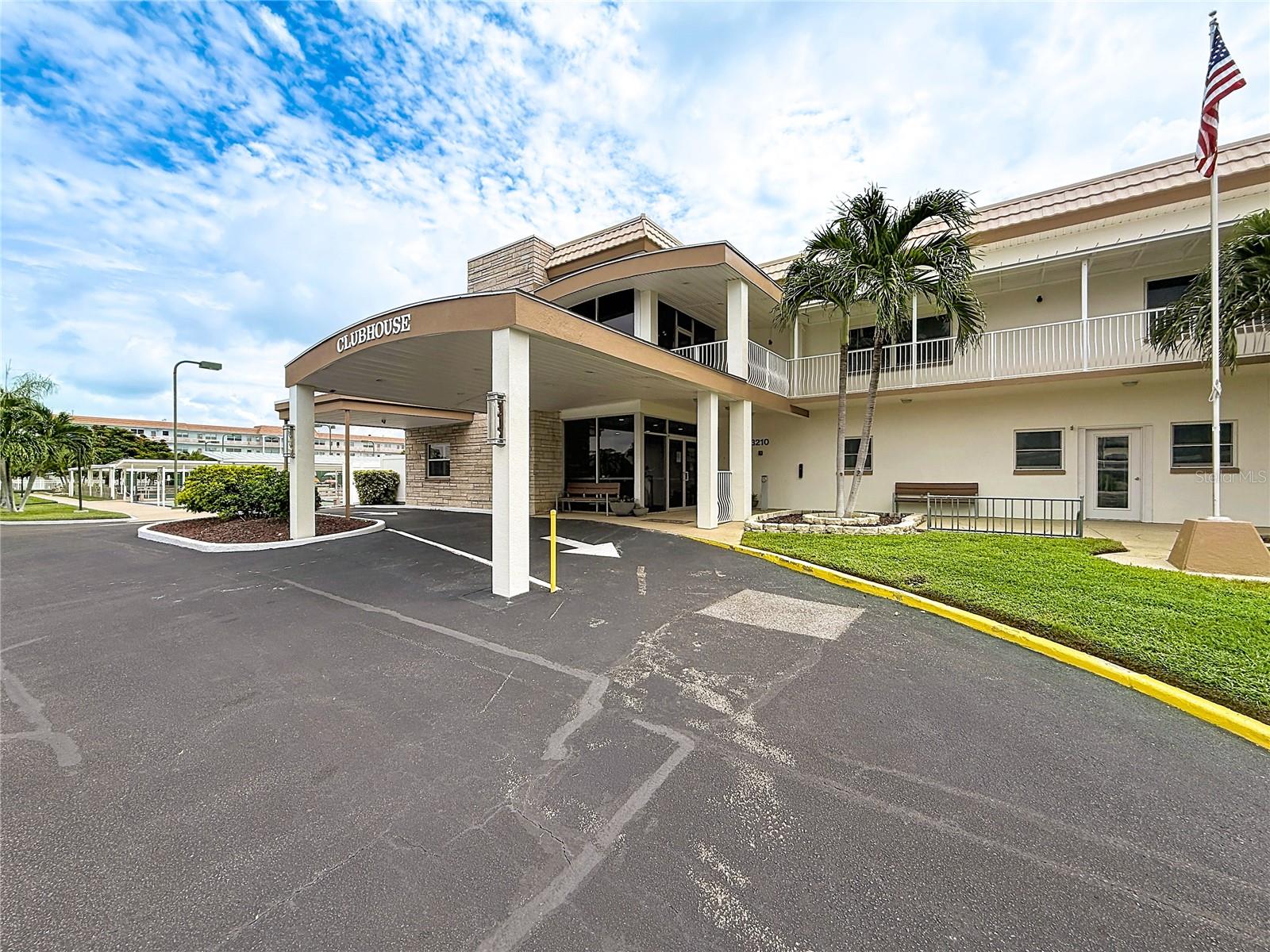 6020 SHORE BLVD S #211 — photo 35