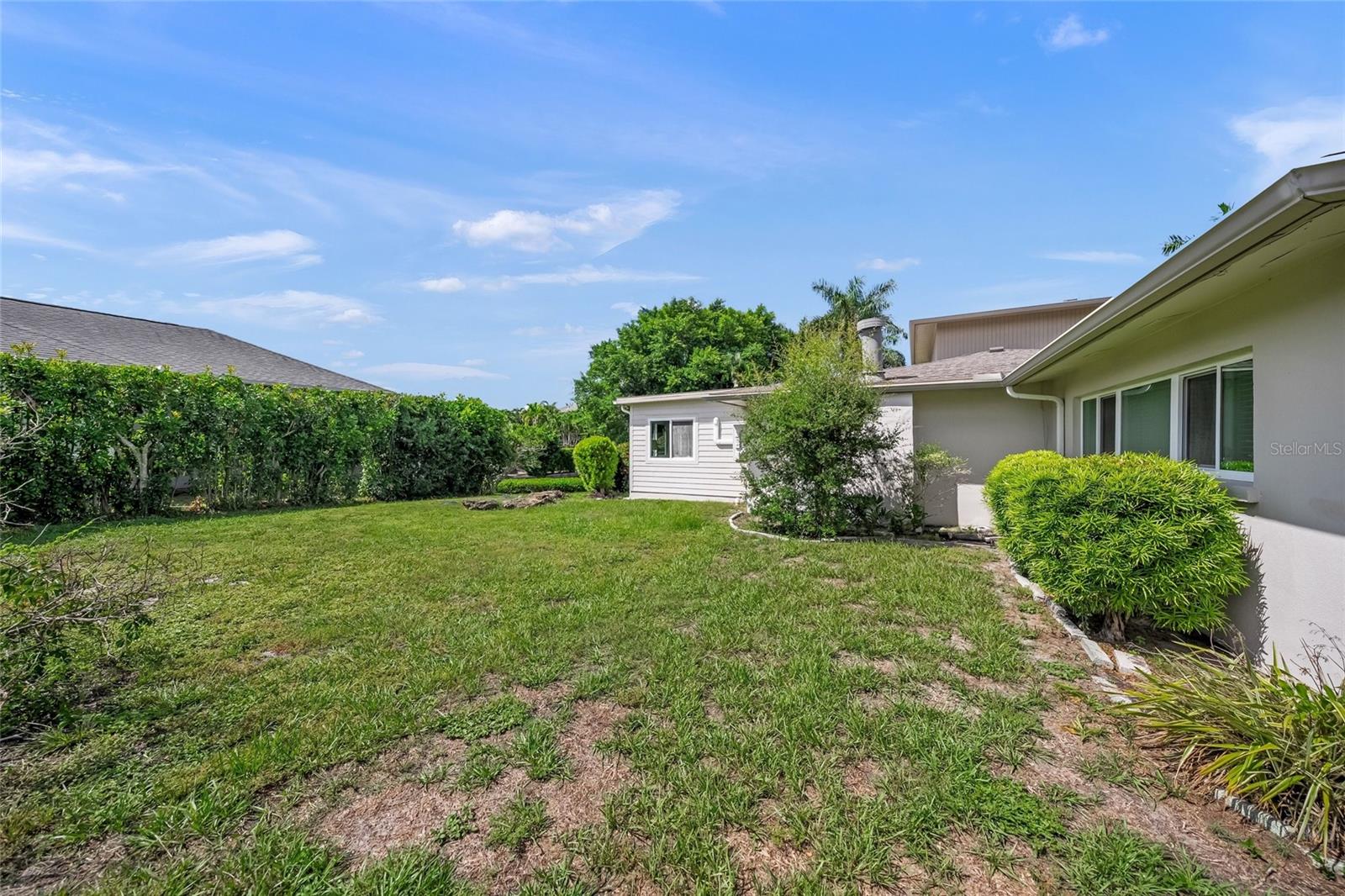 1820 STANFORD LN — photo 31