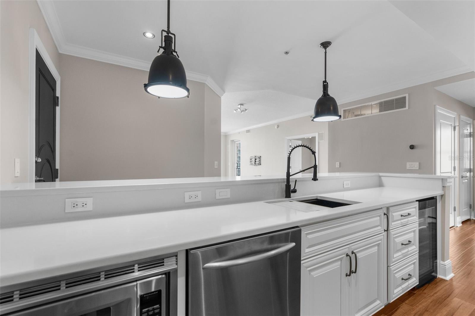 1238 E KENNEDY BLVD #501 — photo 9
