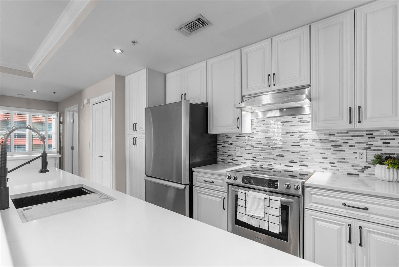 1238 E KENNEDY BLVD #501 — photo 5