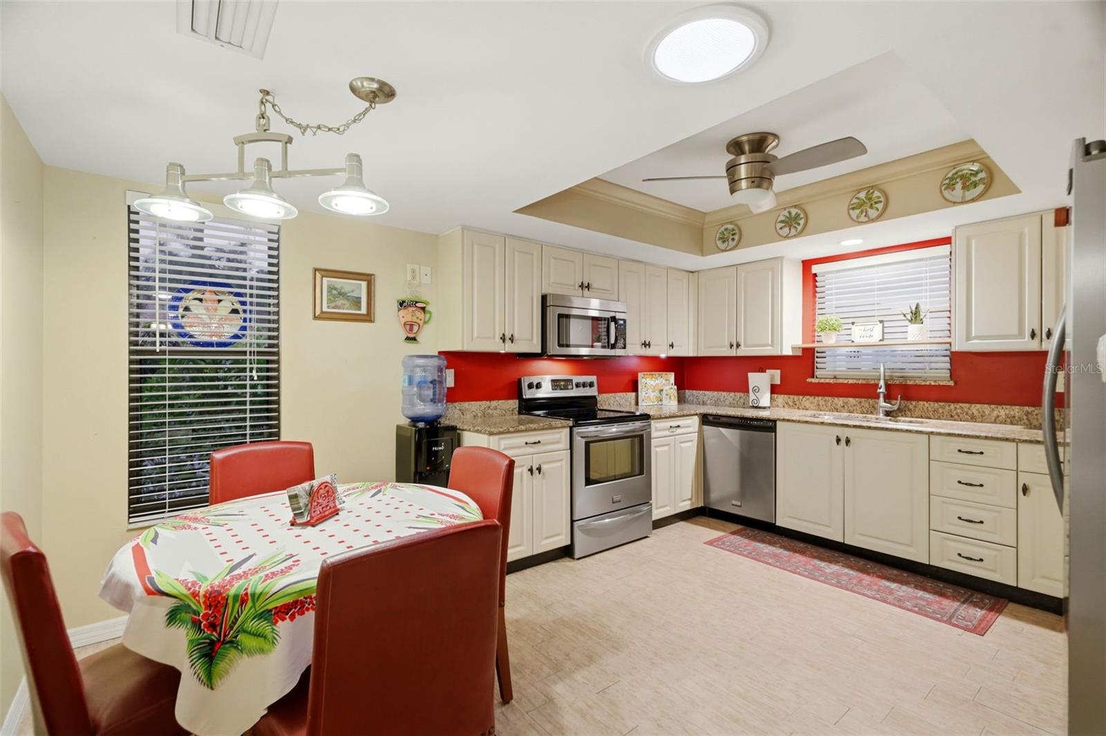 3207 GREEN DOLPHIN ST — photo 16