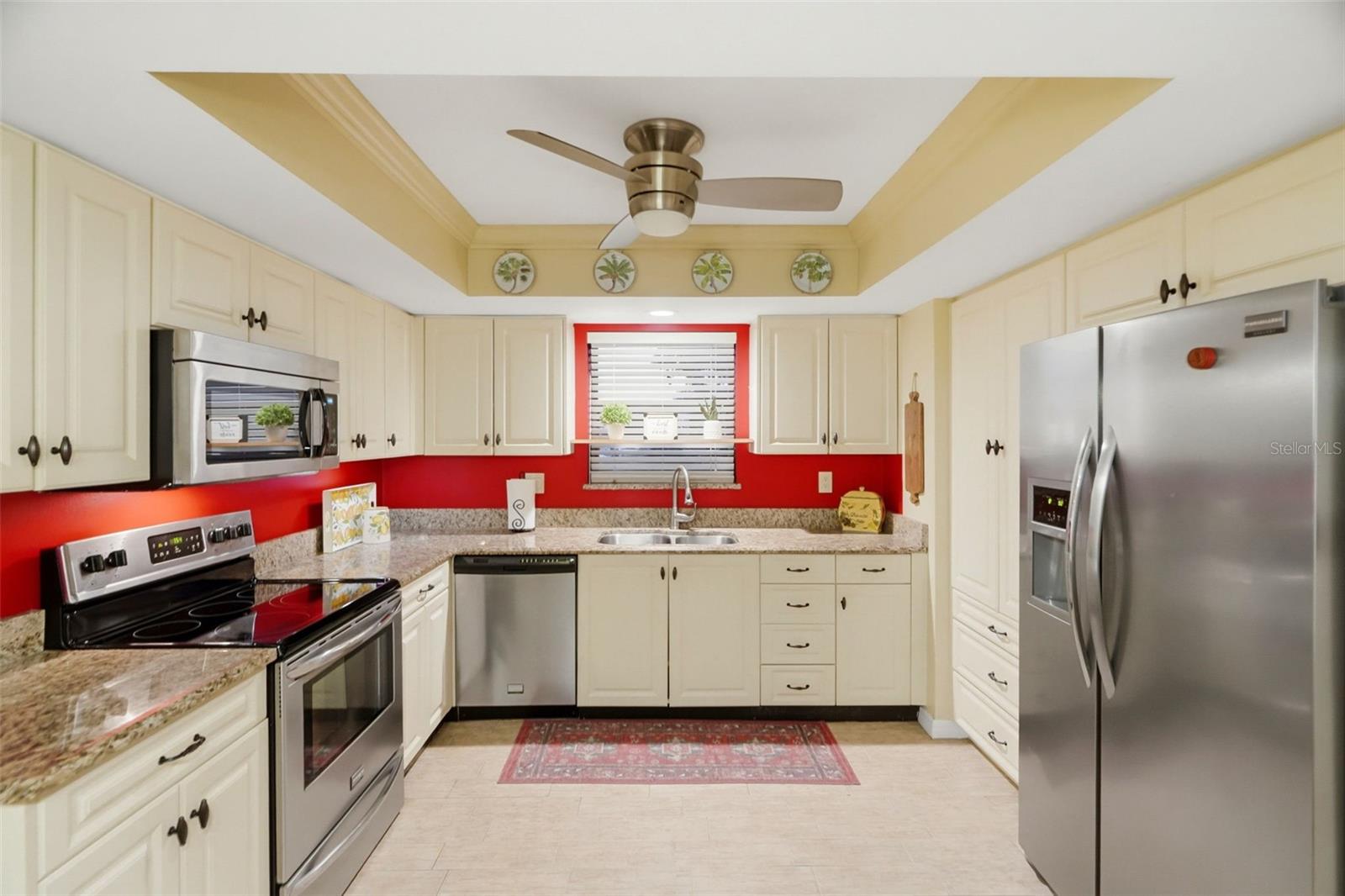 3207 GREEN DOLPHIN ST — photo 19