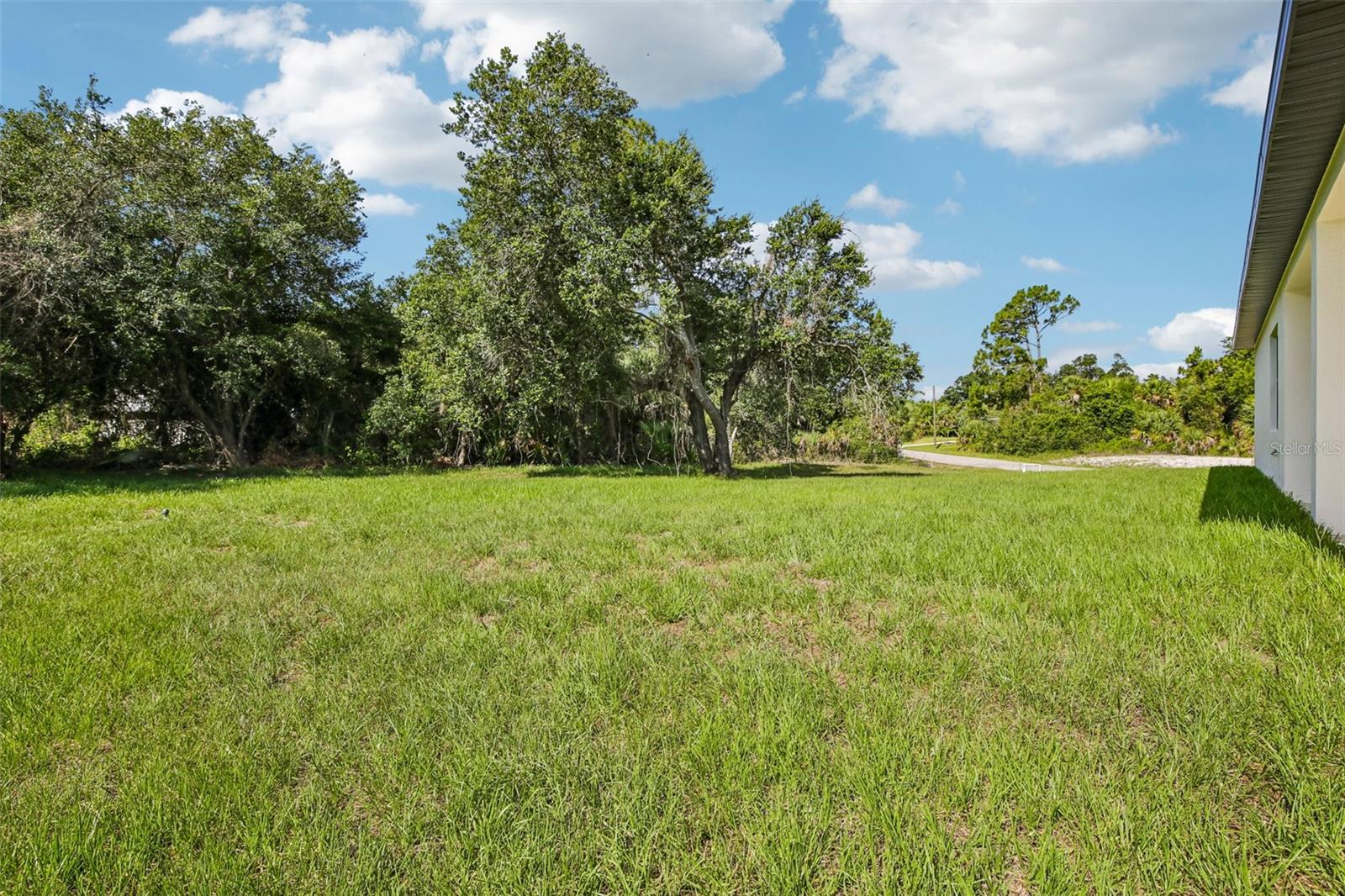 2935 JOLLIVETTE RD — photo 34