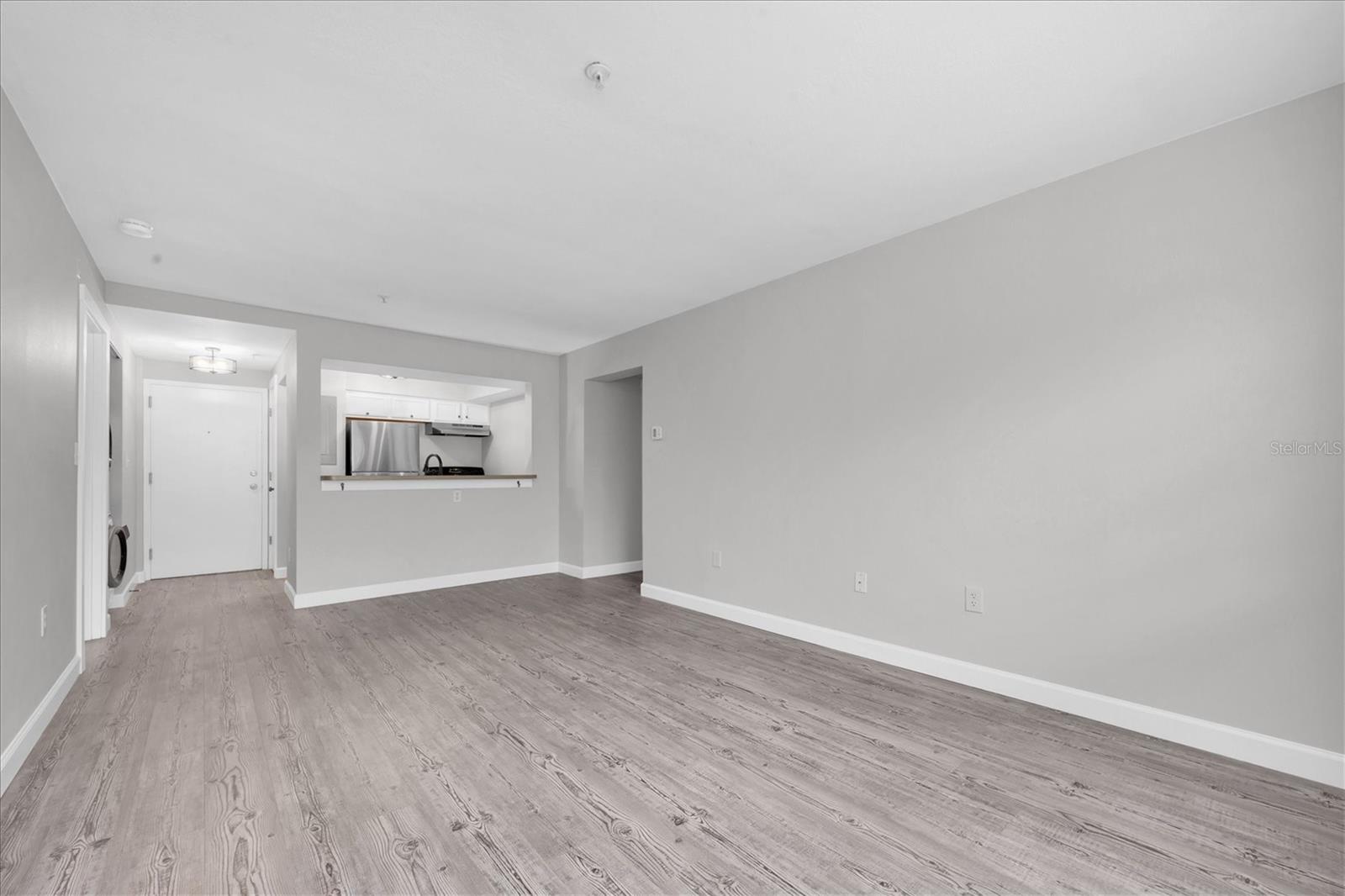 406 W CEDAR ST #403 — photo 4