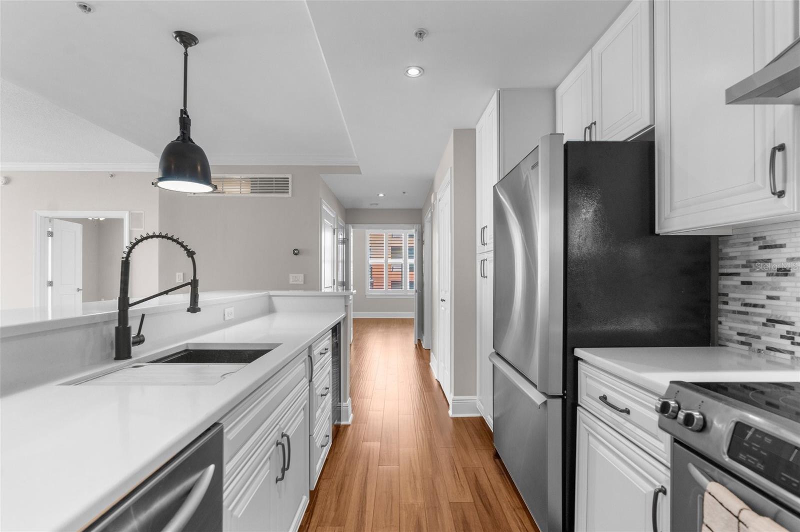 1238 E KENNEDY BLVD #501 — photo 6