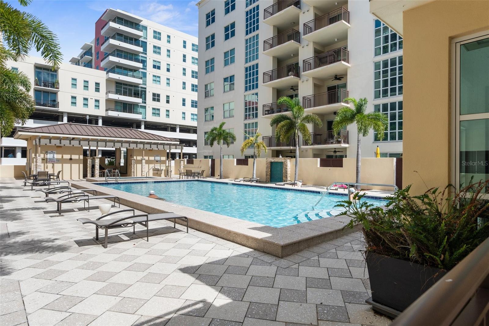 1238 E KENNEDY BLVD #501 — photo 32