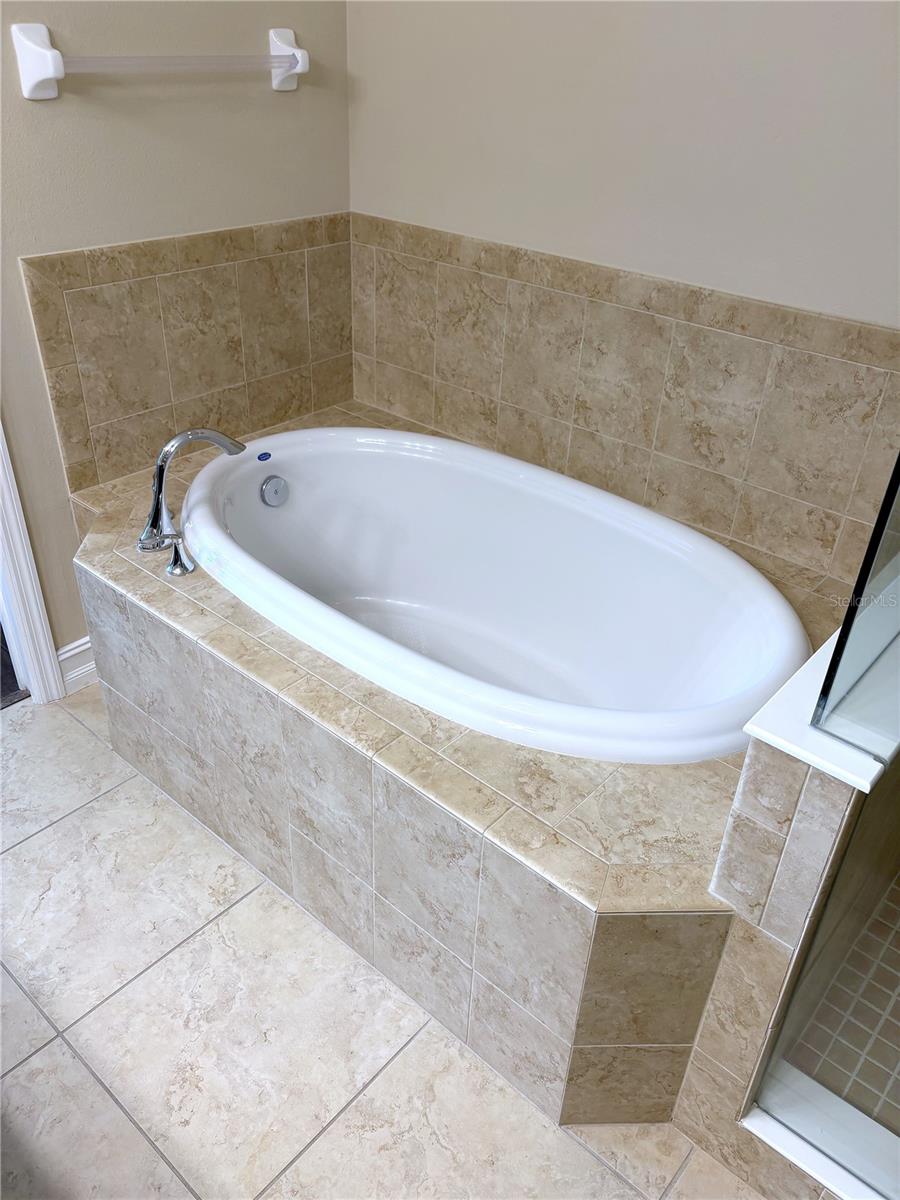 9632 BAY GROVE LN — photo 24