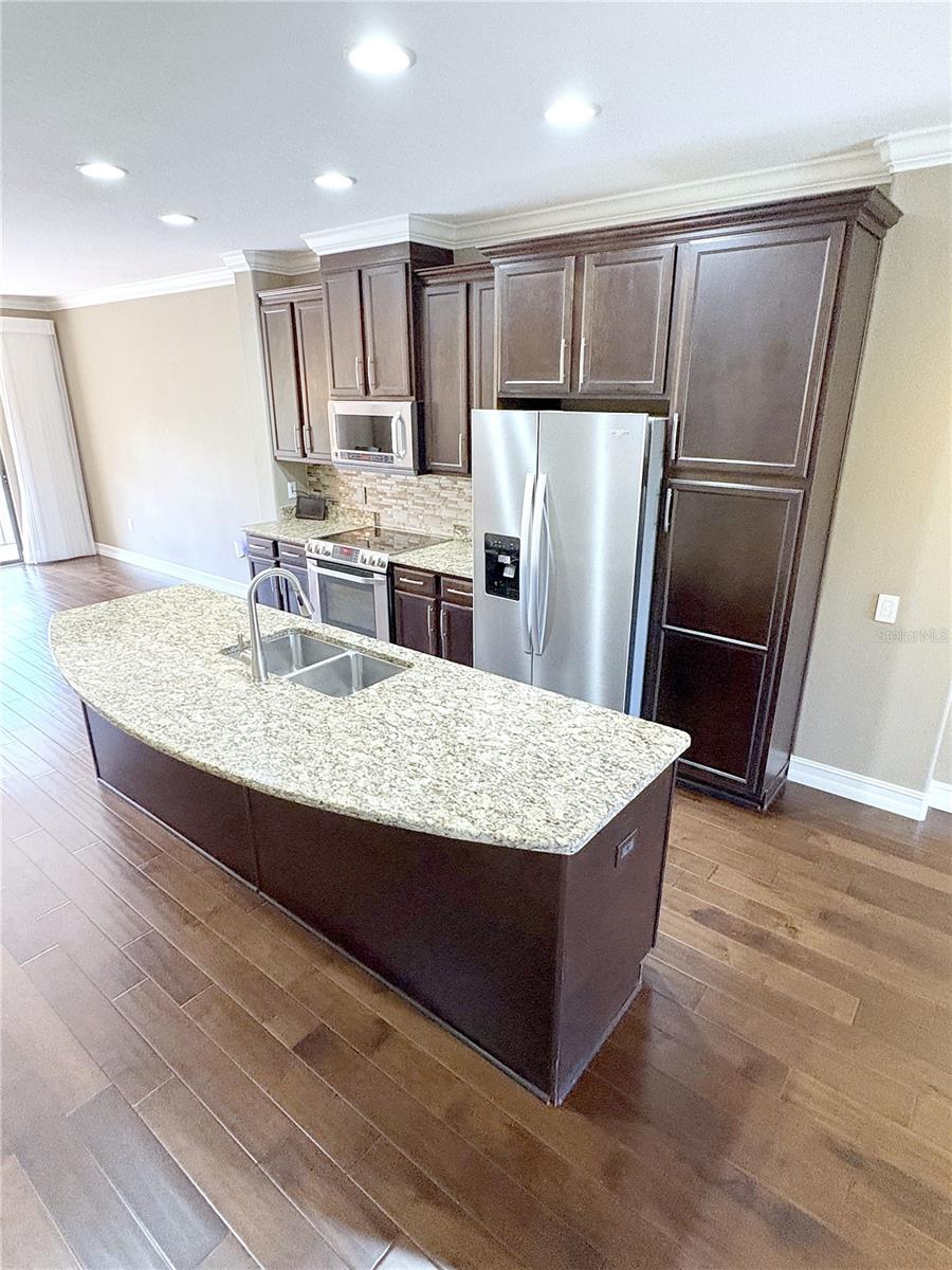 9632 BAY GROVE LN — photo 9