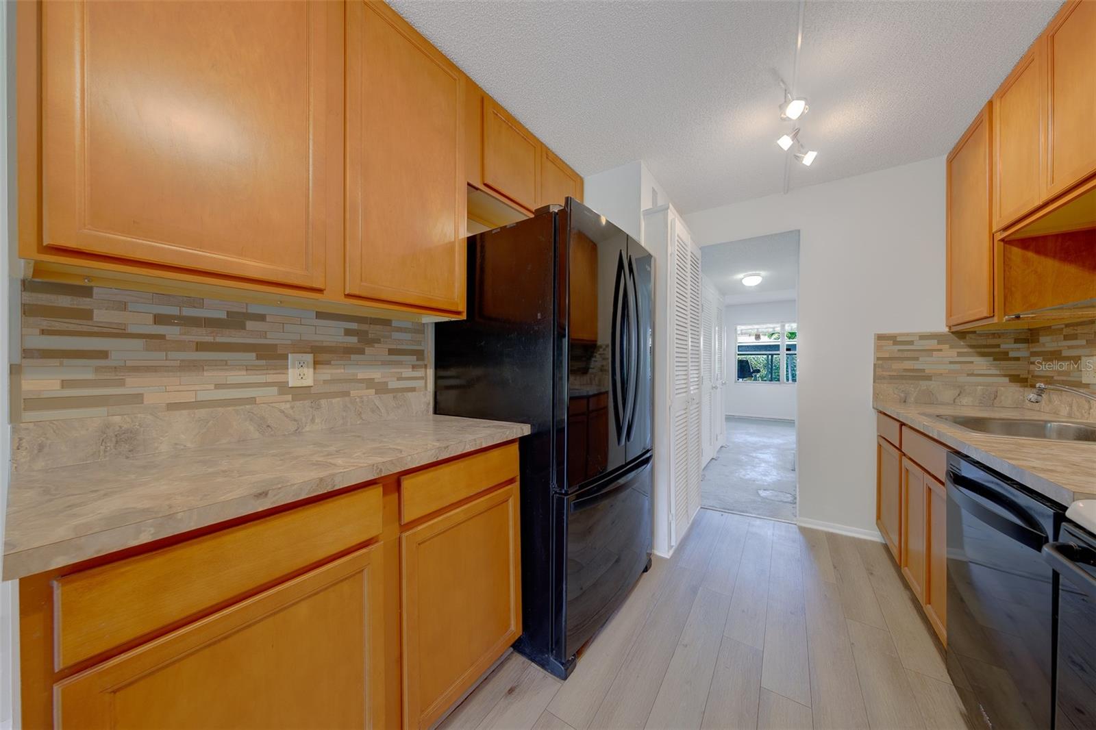 5090 BAY ST NE #124 — photo 6