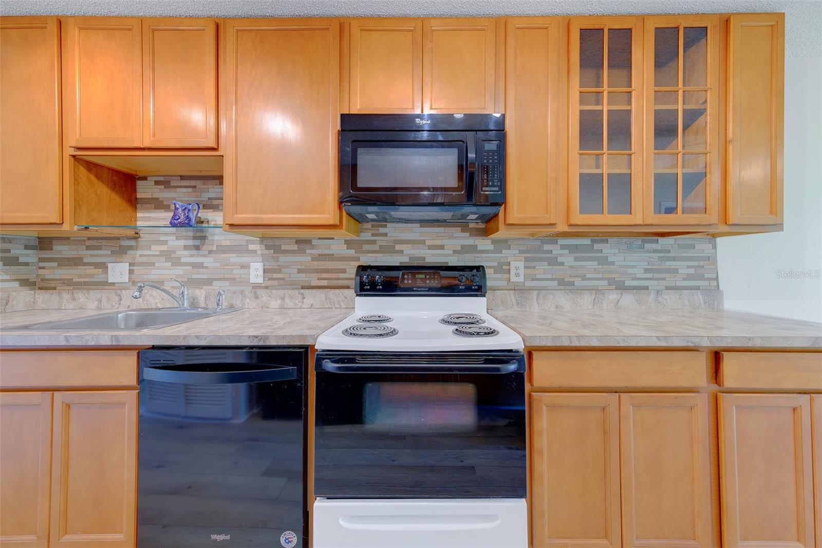 5090 BAY ST NE #124 — photo 4