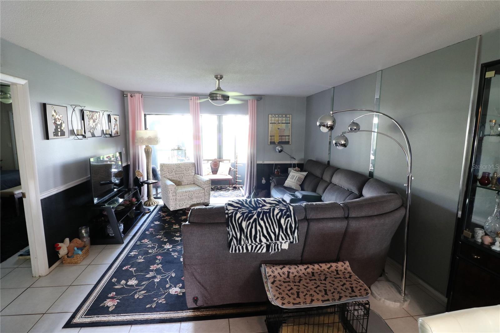 105 LAKESIDE CT #ELW VI UNIT 5 — photo 11